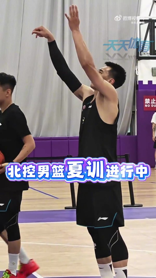 张庆鹏：夏联将派出以老带新的阵形     让年轻人得到更多实战的机会