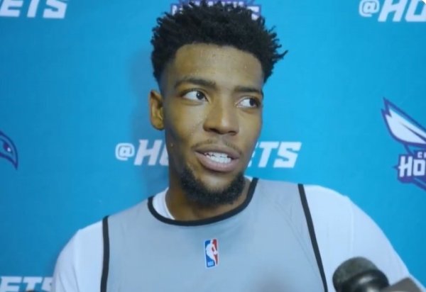 练习  营首日！布兰登-米勒：夏天最开心的一天 互相促进努力奋斗