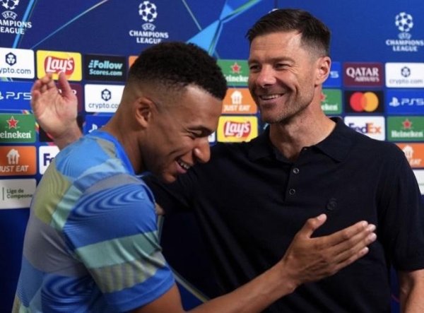 姆巴佩: 阿隆索要求我进行高位逼抢, 我也按他的要求在做