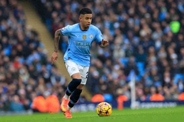 将战曼联! 英媒: 萨维尼奥、福登、格瓦迪奥尔等8人回归曼城练习