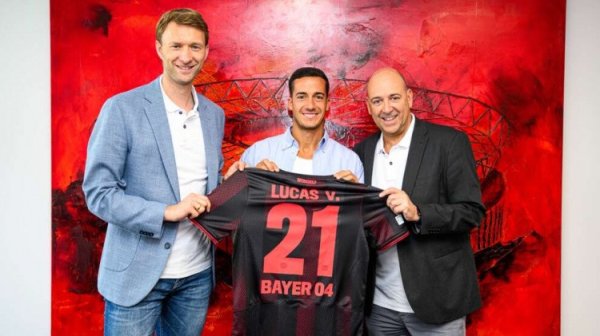 巴斯克斯谈药厂首秀: 运动活动    场  氛围令人难以置信, 我很享受这一切